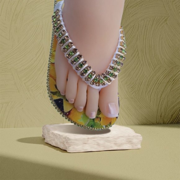 Women's Luxury Flip Flops Yellow Flowes crystals and rhinestones, all occasions. - Picture 7 of 17